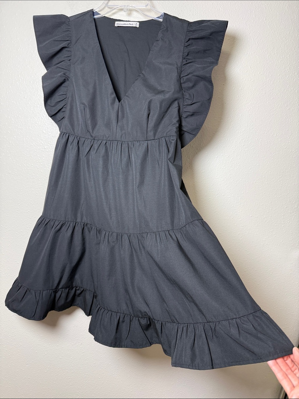 Abercrombie & Fitch Tiered Ruffle Mini Babydoll Dress M Pockets Flutter Sleeve - Picture 8 of 13